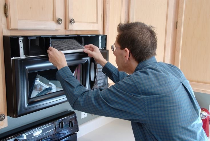 Microwave Installer in Suwanee, GA